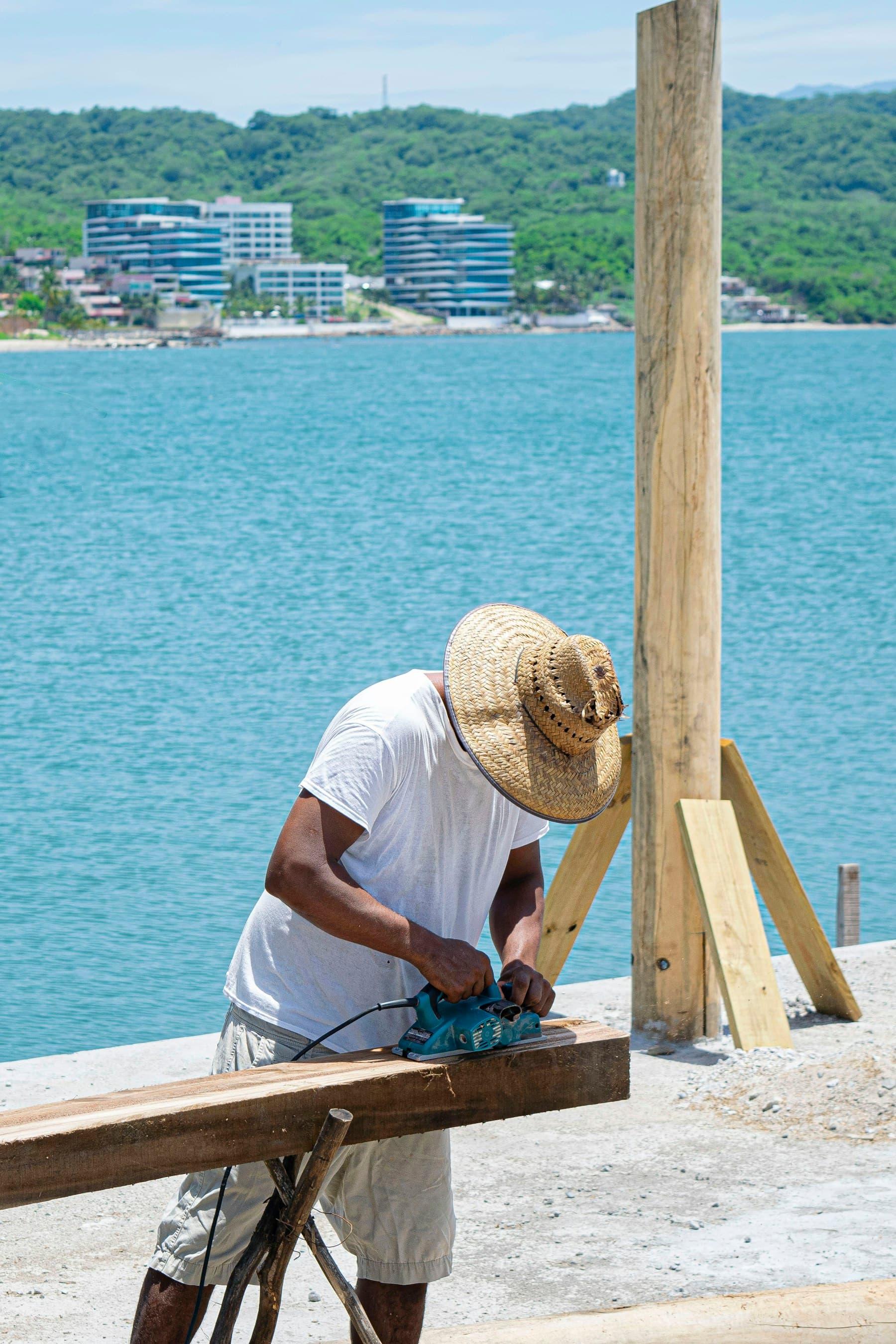 Minor repairs & handyman